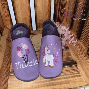 Name mit Luftballons und Einhorn