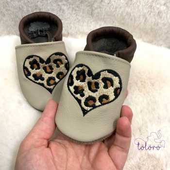 *sofortkauf* Herz Leoprint Gr. 19/20