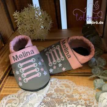 Schnürsenkel mit Sternen und Name