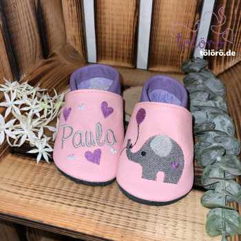 Name mit Herzen und Elefant