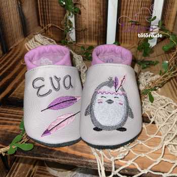 Name mit Federn und Pinguin Boho