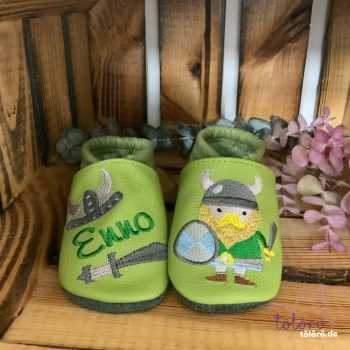 Name mit Helm & Schwert und Wikinger