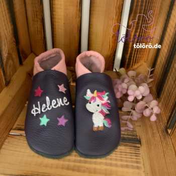 Name mit Sternen und Einhorn
