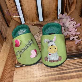 Name mit Schmetterlingen und Eselchen
