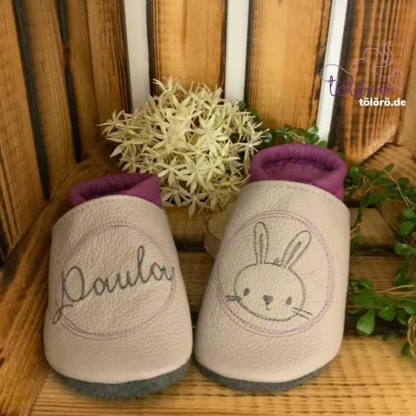 Name im Kreis und Hase