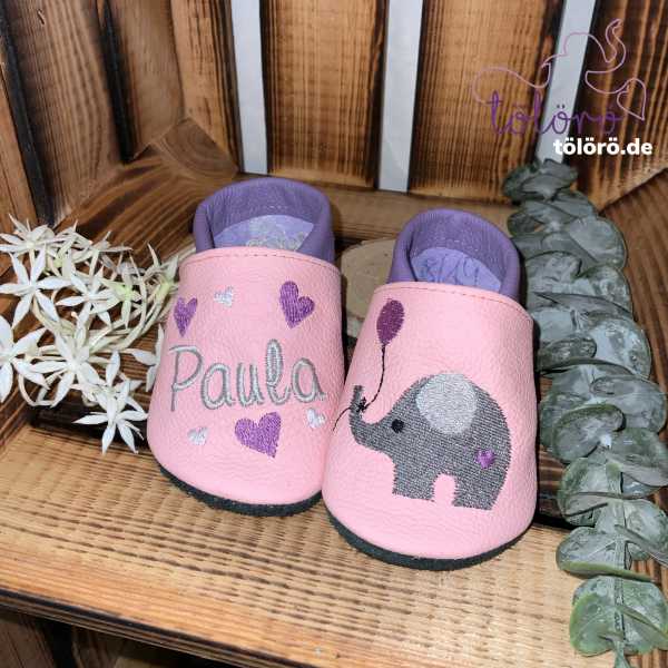 Name mit Herzen und Elefant