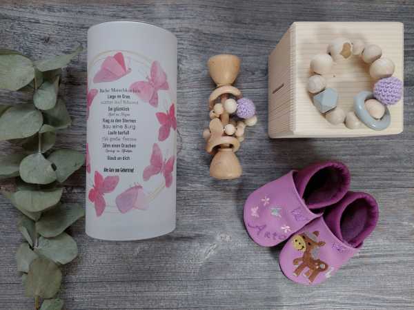 Name mit Schmetterlinge und Pferdchen