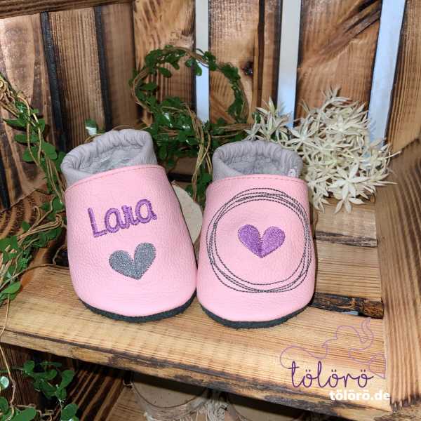 Name mit Herz und Herz im Kreis