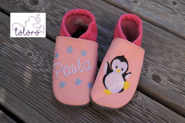 Name mit Schneeflocken und Pinguin