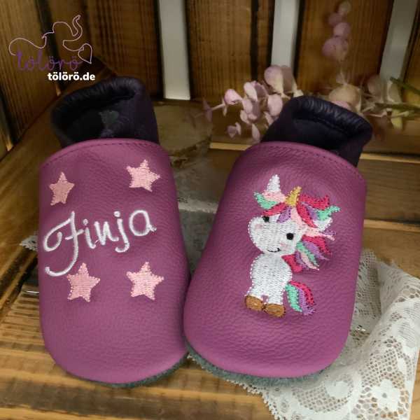 Name mit Sternen und Einhorn